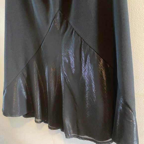 Long Black skirt - Picture 3 of 12